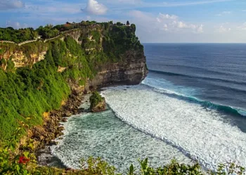 hram uluvatu bali 520x320